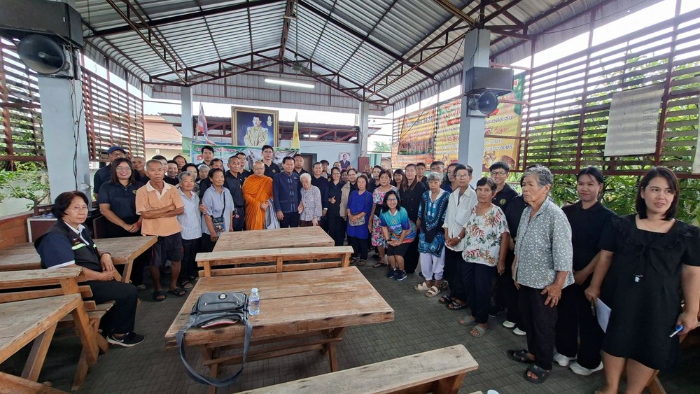 เทศบาลตำบลเวียงพร้าว ต้อนรับคณะกรรมการจากสถาบันพระปกเกล้า ลงพื้นที่ประเมิน ธนาคารขยะบ้านขามสุ่ม ต้นแบบการจัดการสิ่งแวดล้อมอย่างยั่งยืน